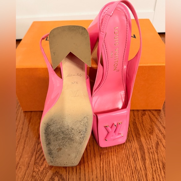Louis Vuitton Shake Slingback Pumps - Picture 8 of 9